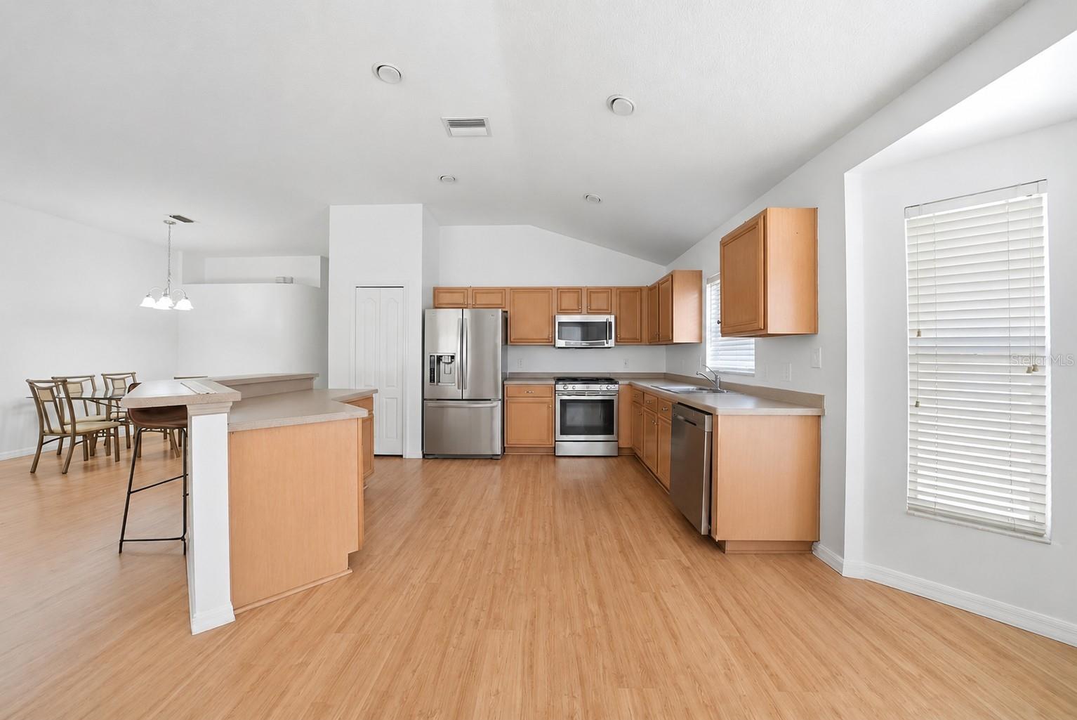 3511 GRAY WHETSTONE ST — photo 16