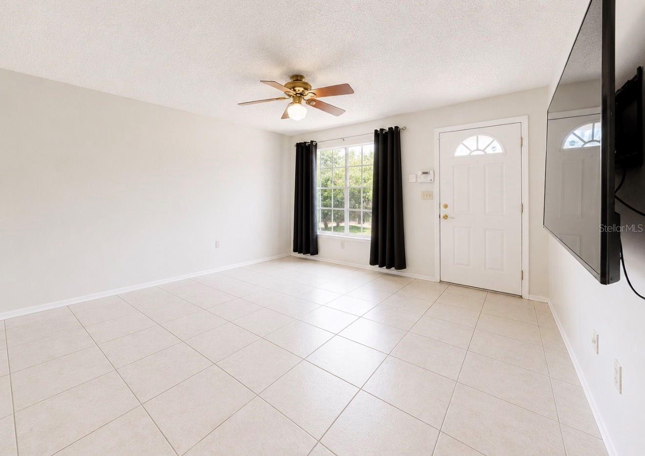 2316 FLETCHERS POINT CIR — photo 8