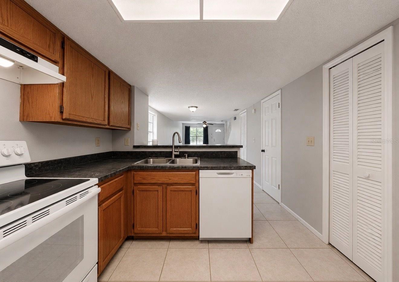 2316 FLETCHERS POINT CIR — photo 19
