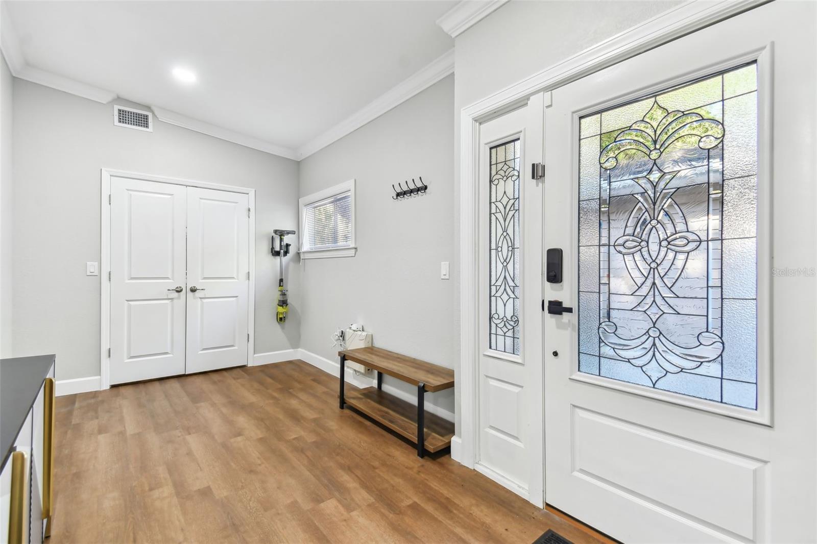 414 JOYCE AVE — photo 10