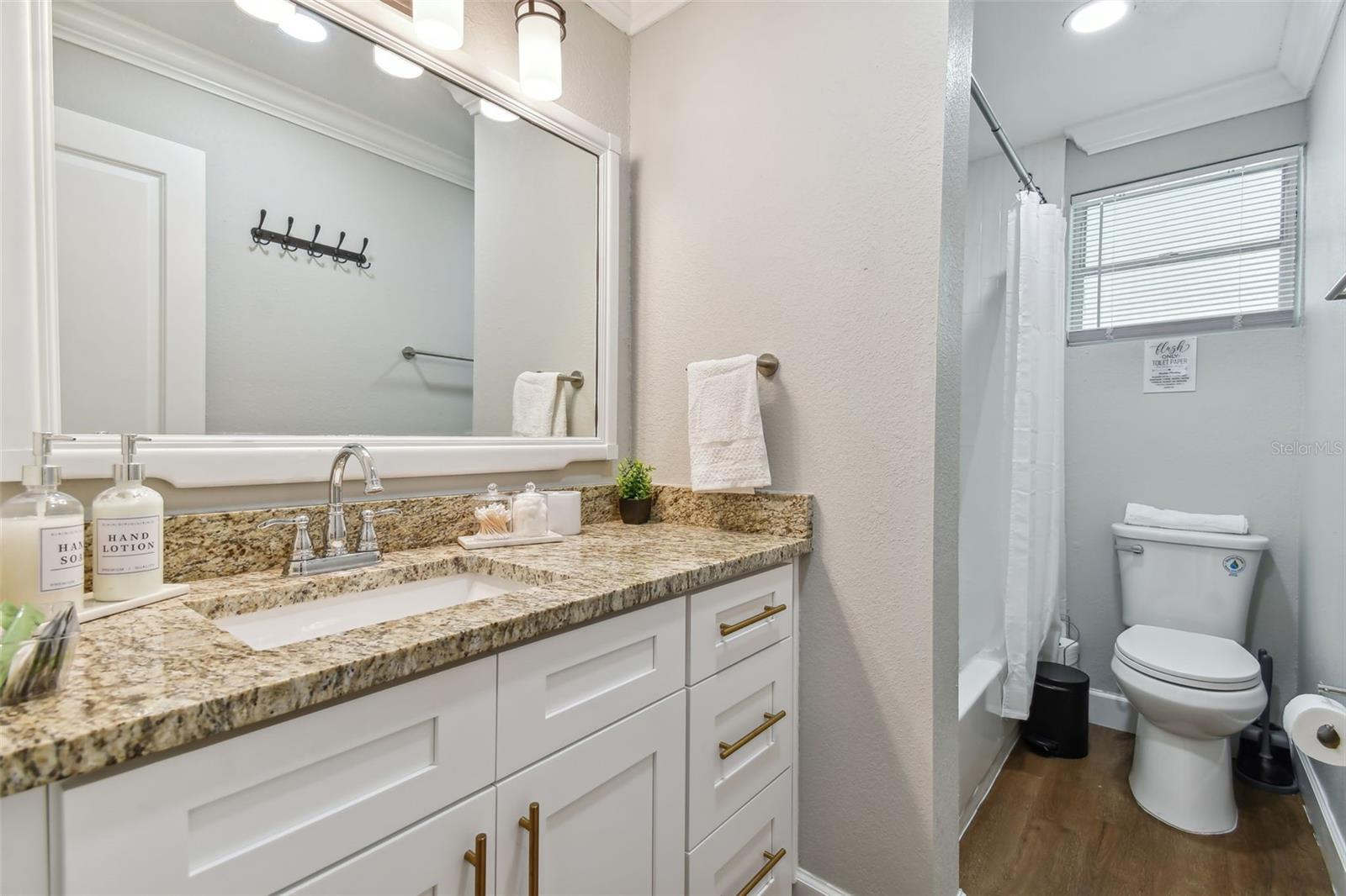 414 JOYCE AVE — photo 41