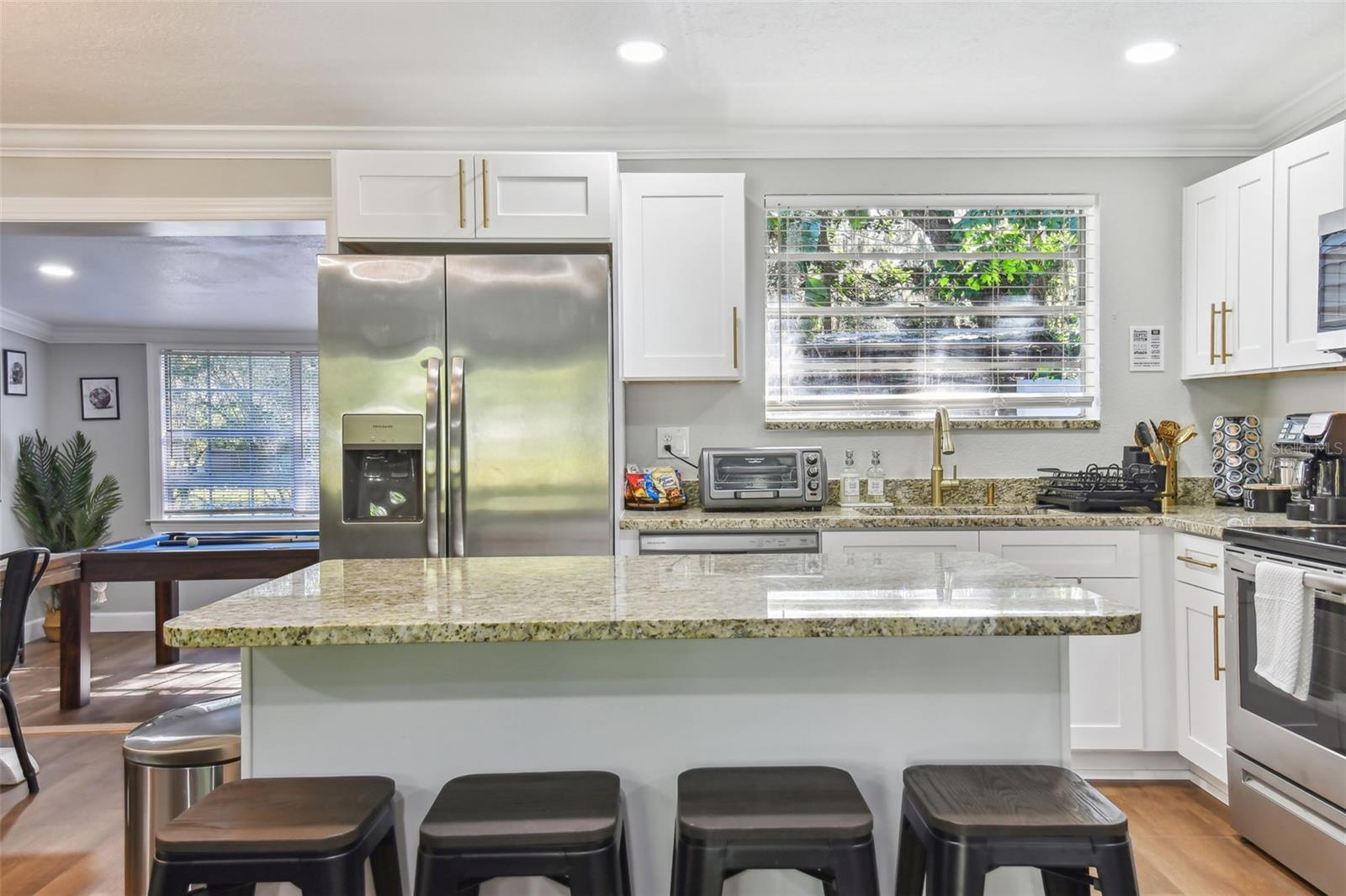 414 JOYCE AVE — photo 22