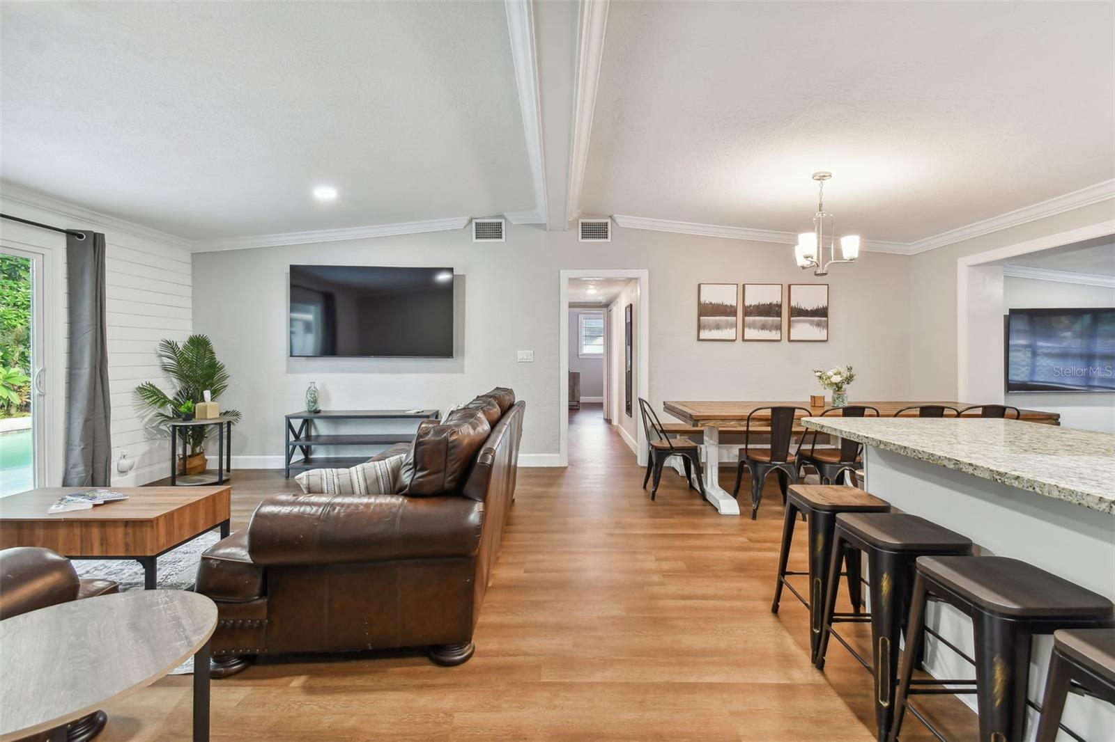 414 JOYCE AVE — photo 34