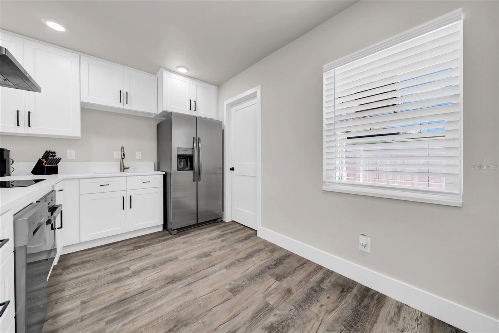 6855 GULF WINDS DR — photo 34