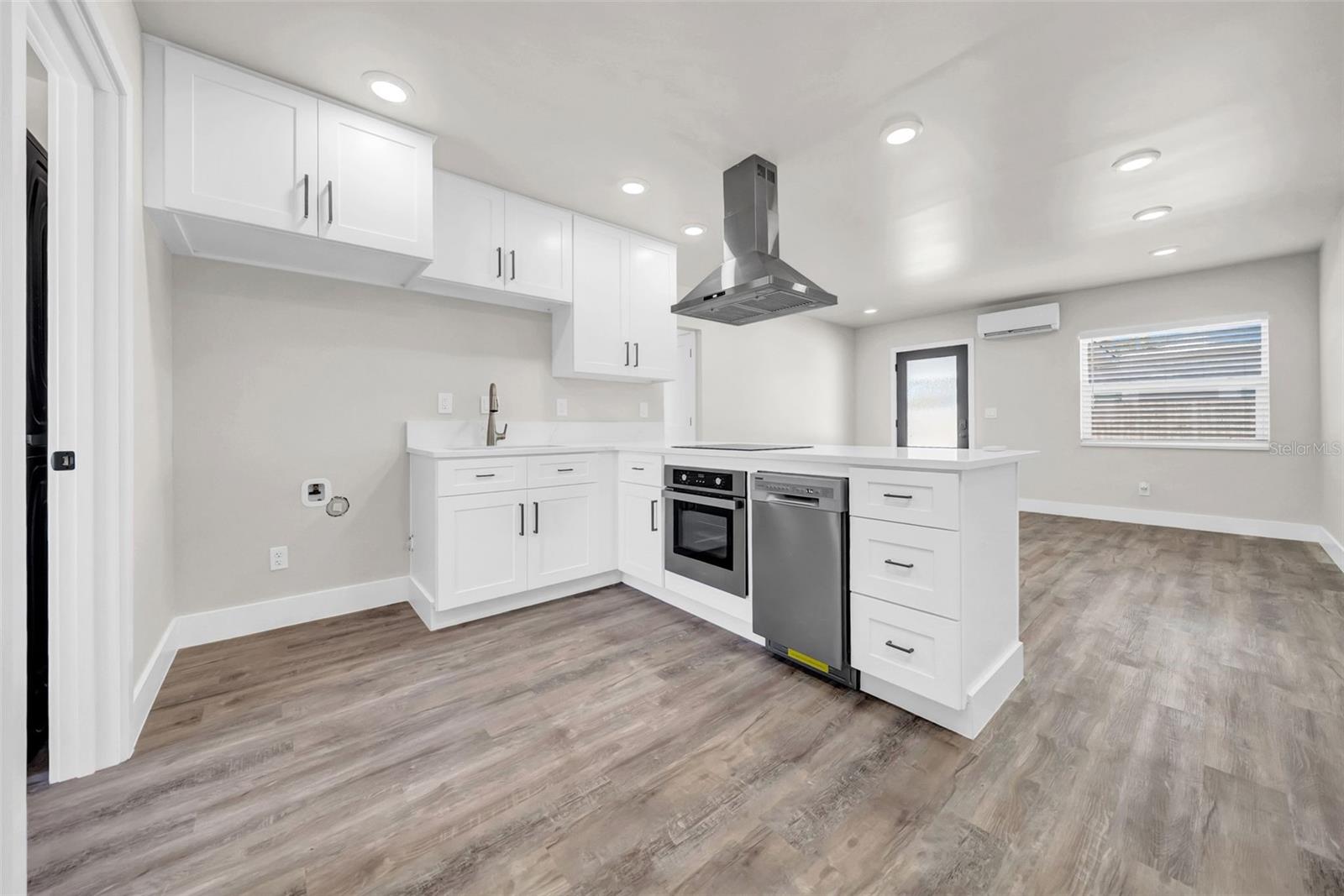 6855 GULF WINDS DR — photo 14