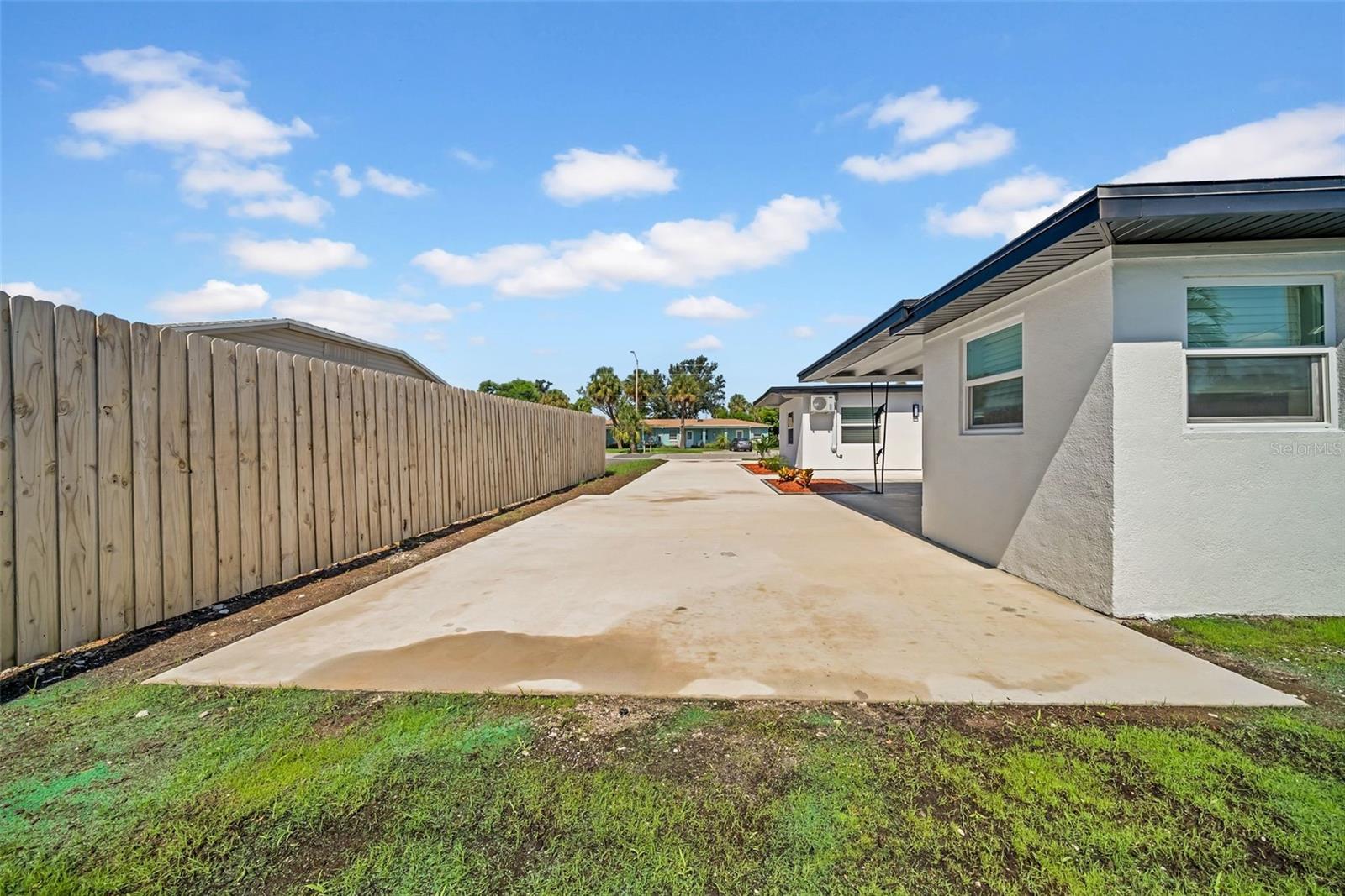 6855 GULF WINDS DR — photo 52