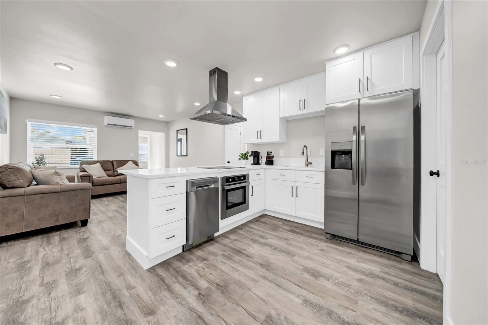 6855 GULF WINDS DR — photo 37
