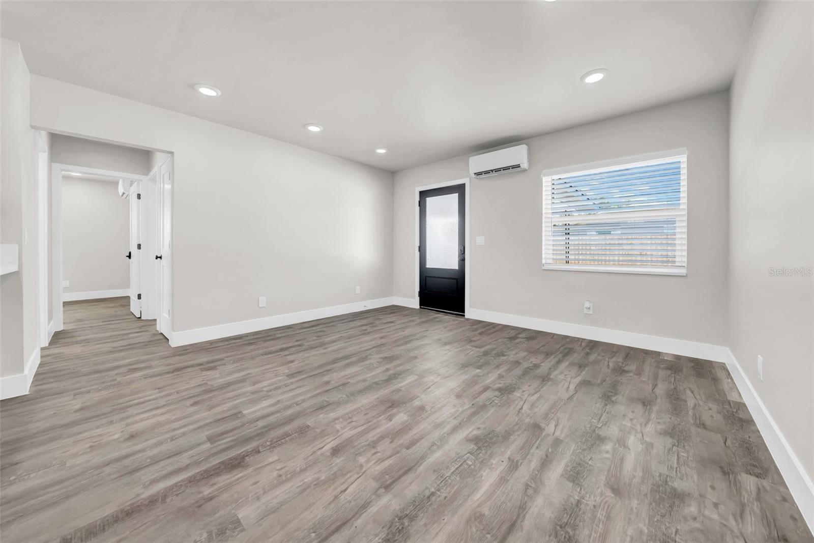 6855 GULF WINDS DR — photo 16