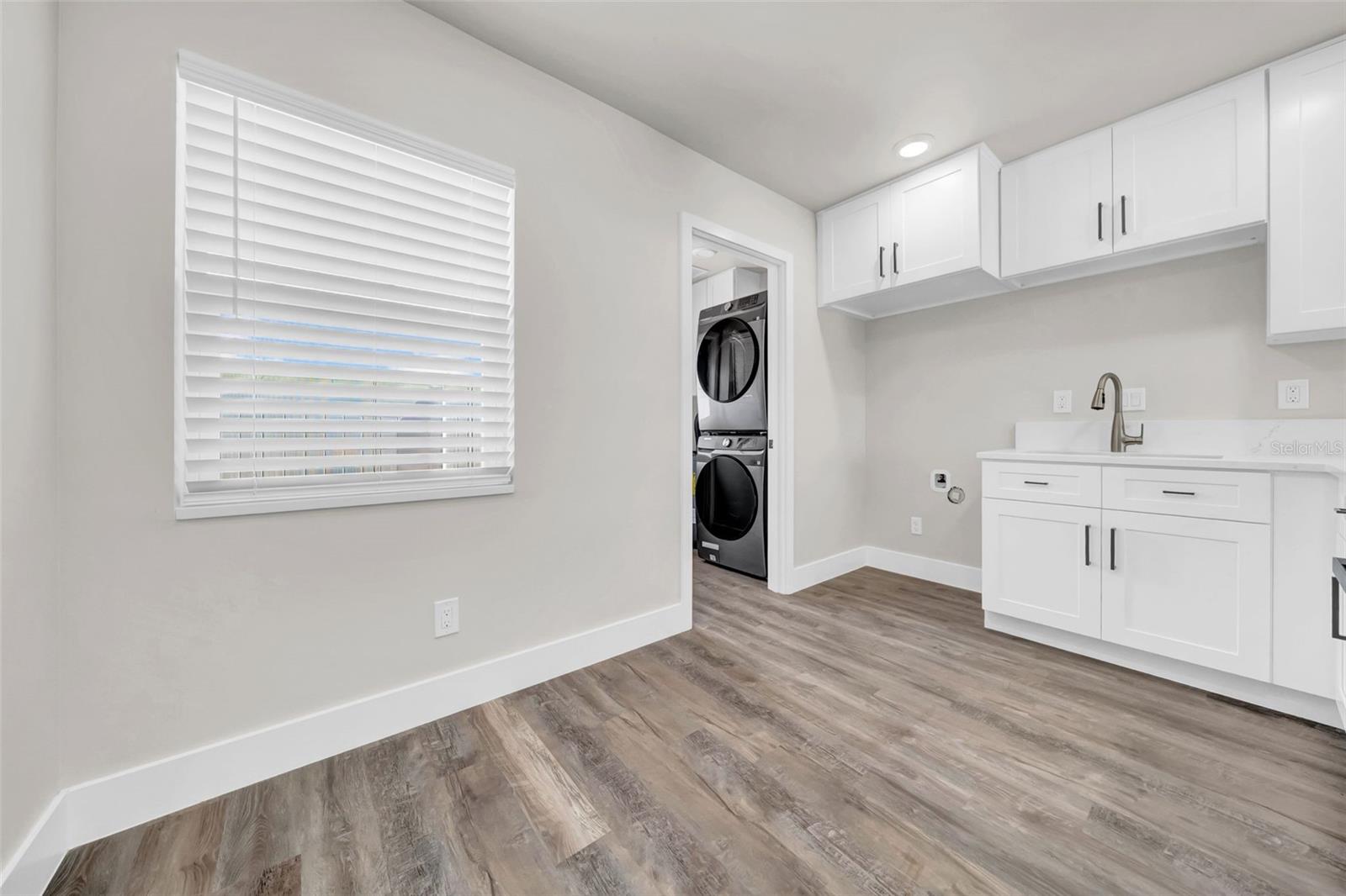 6855 GULF WINDS DR — photo 10