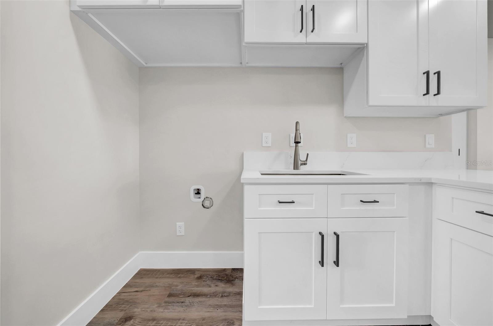 6855 GULF WINDS DR — photo 12