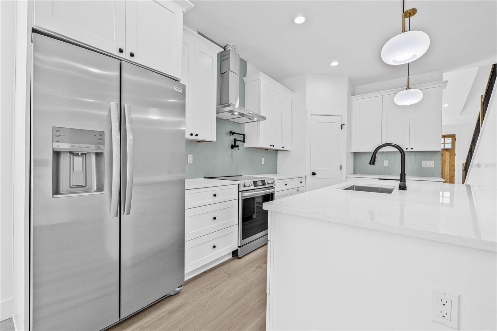 7617 ALVINA ST — photo 21
