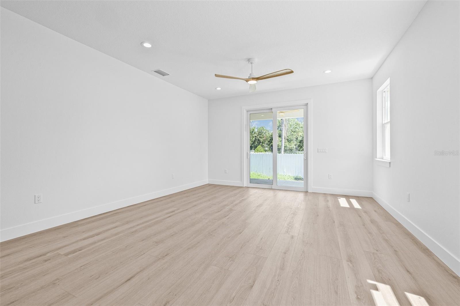 7617 ALVINA ST — photo 27
