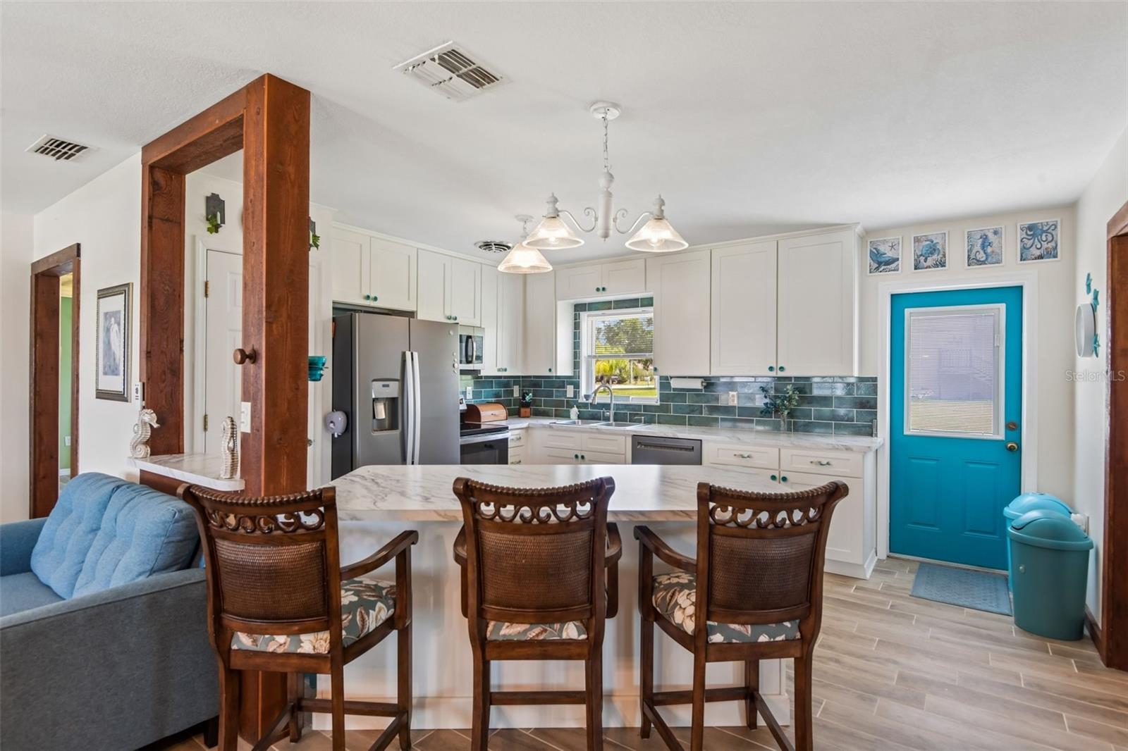 8212 HAYWARD LN — photo 13