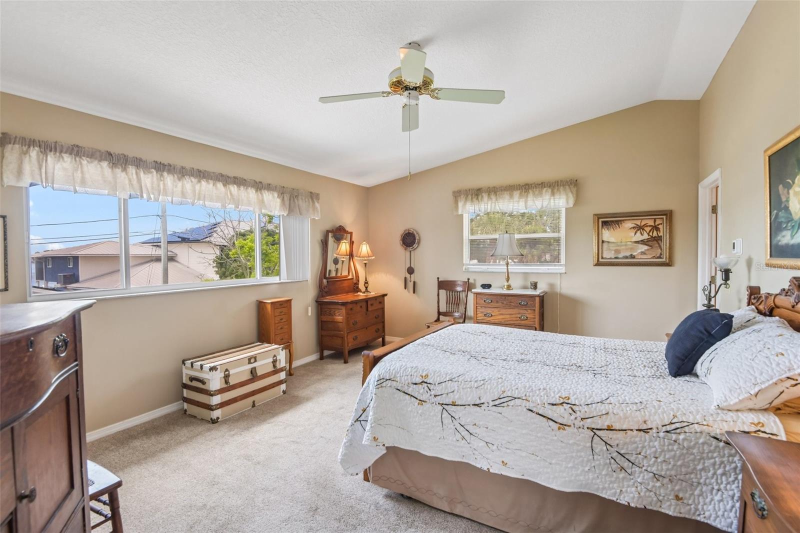8212 HAYWARD LN — photo 28