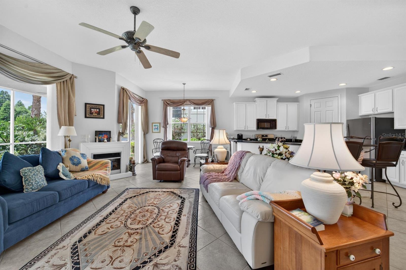 1364 EMERALD DUNES DR — photo 16