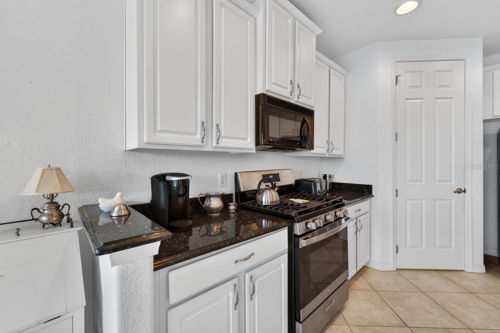 1364 EMERALD DUNES DR — photo 14