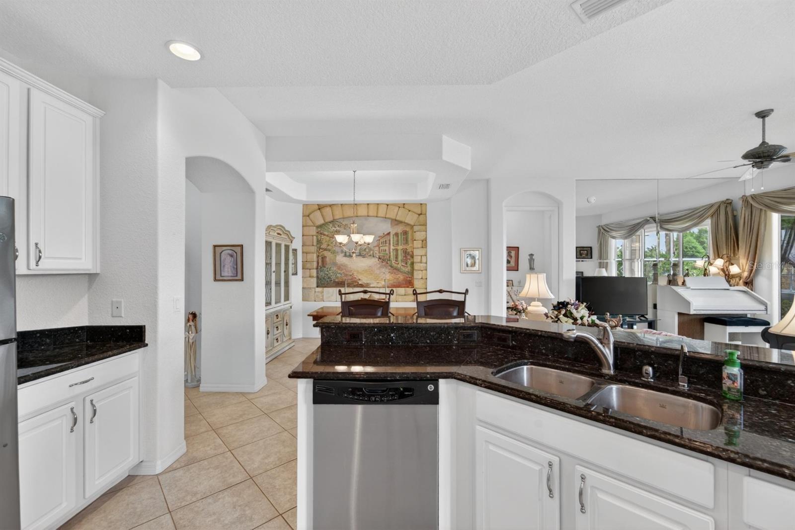 1364 EMERALD DUNES DR — photo 13