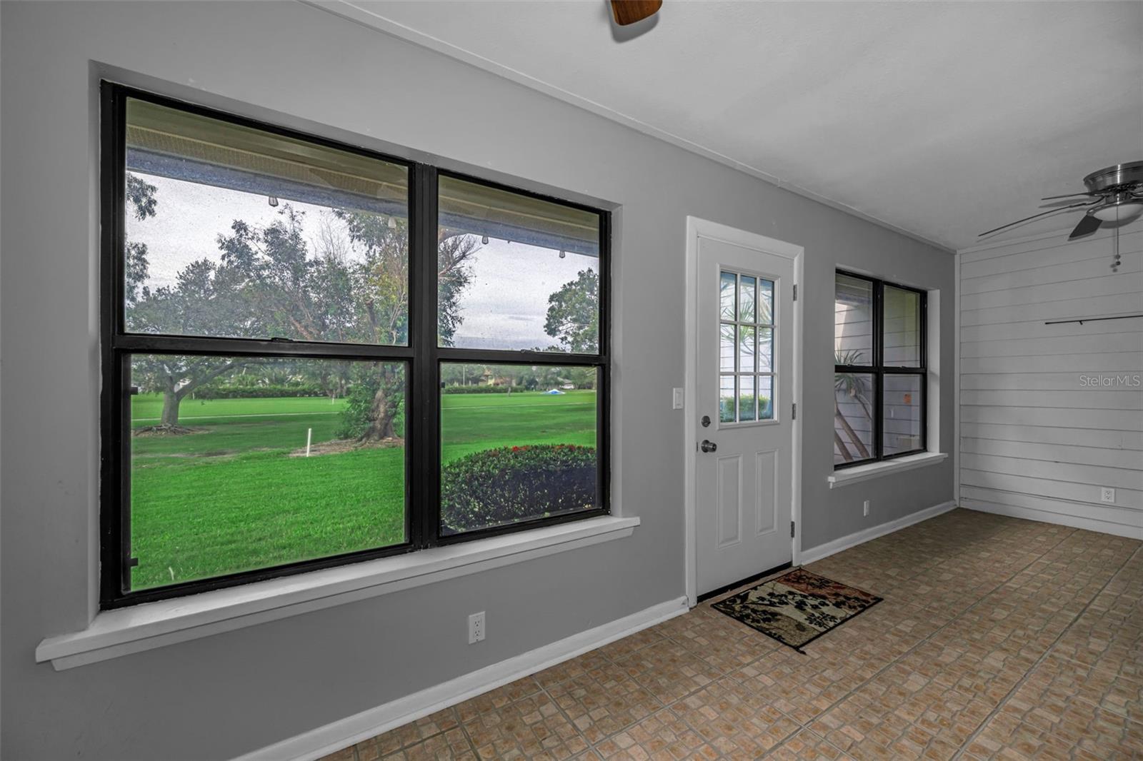 9150 PARK BLVD #6 — photo 12