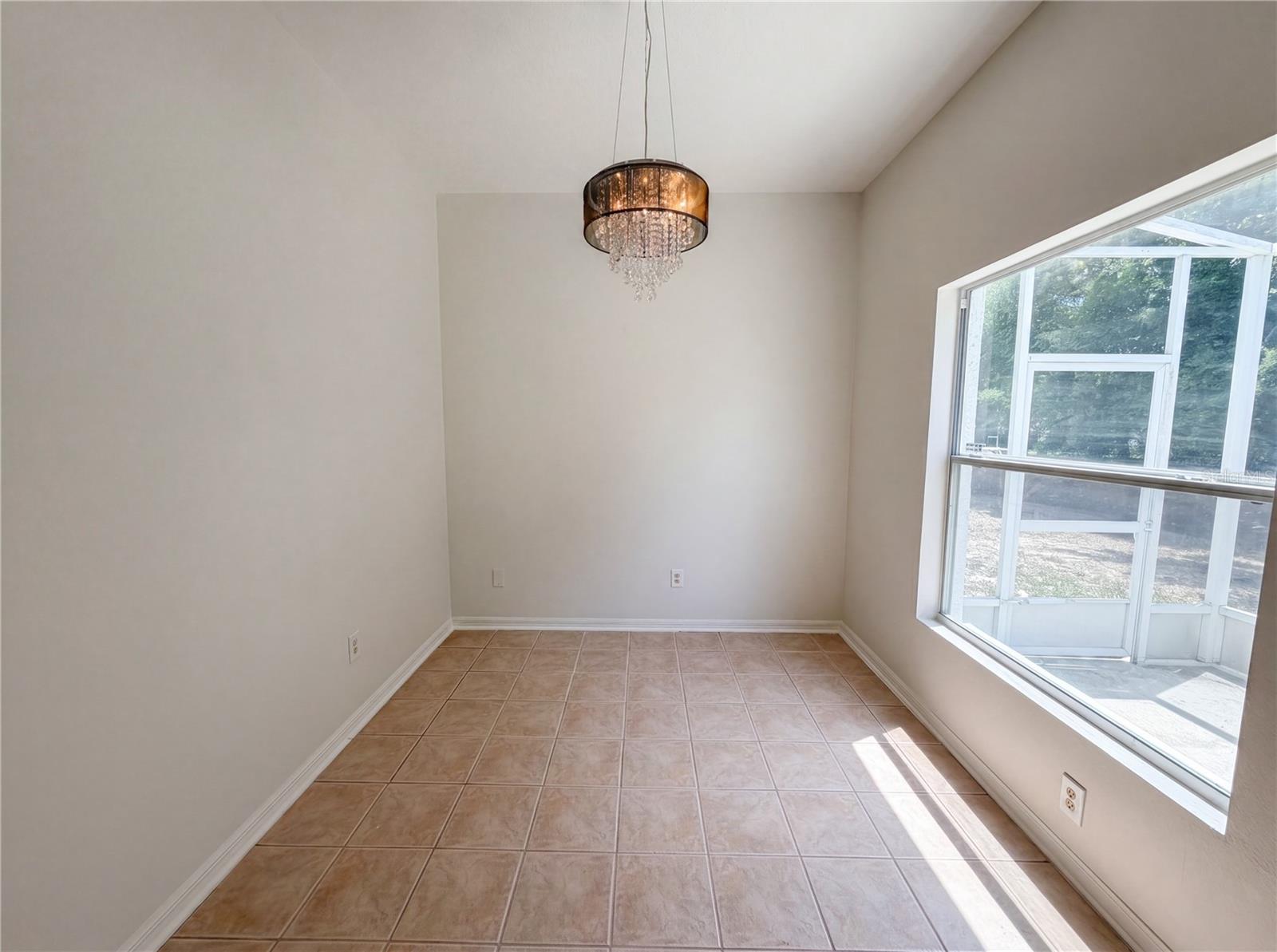 8116 RIVER MONT WAY — photo 9