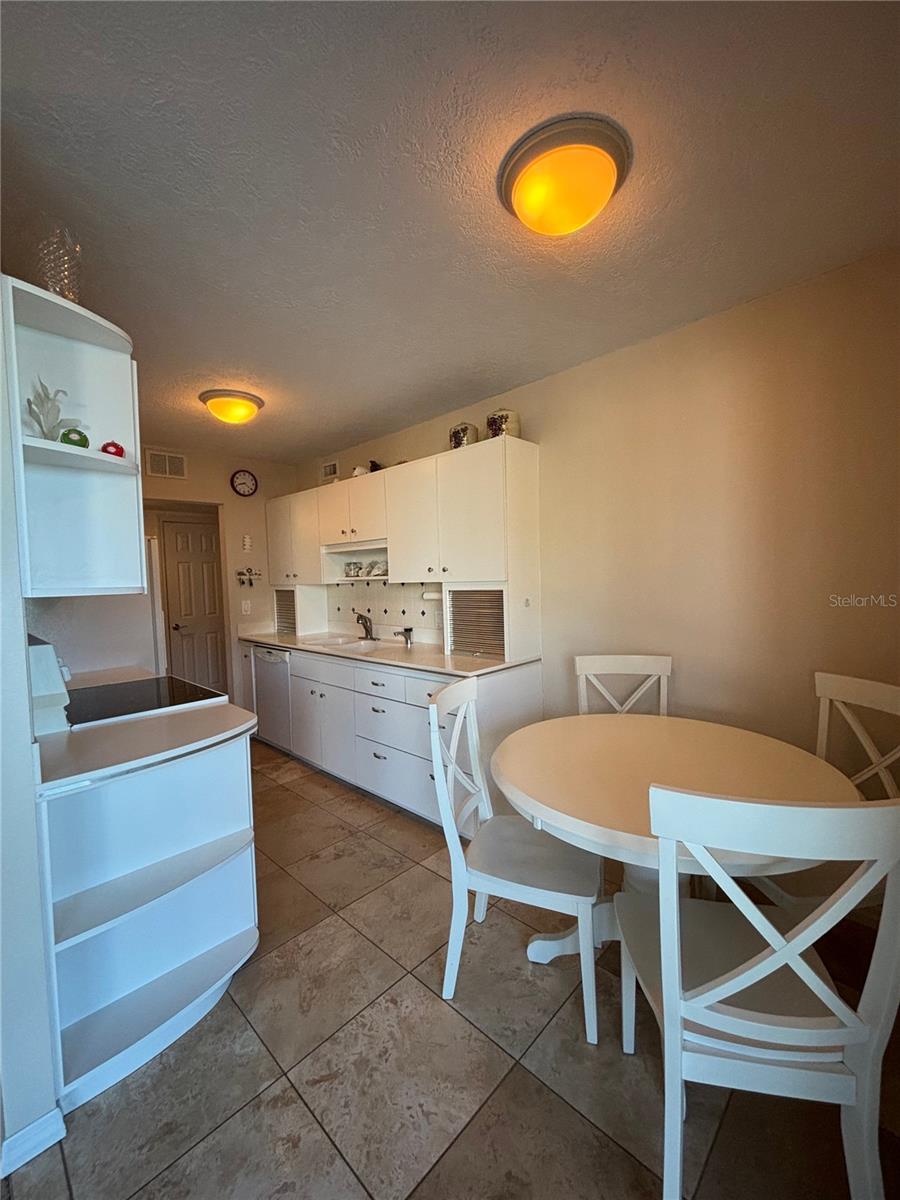 4822 OCEAN BLVD #3D — photo 27