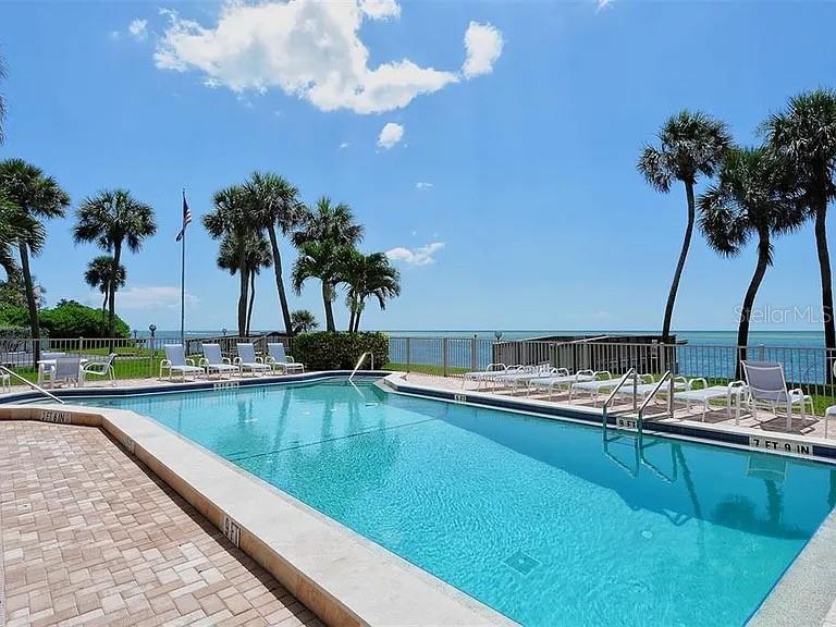 4822 OCEAN BLVD #3D — photo 2