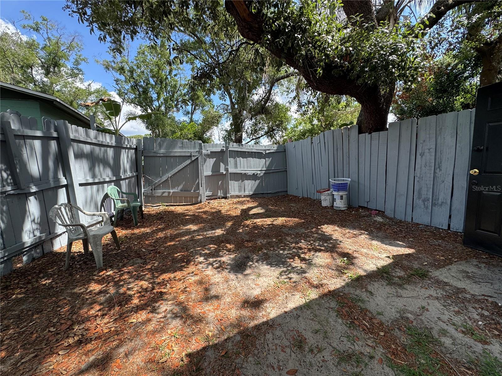 12309 CAMBRIDGE AVE — photo 29