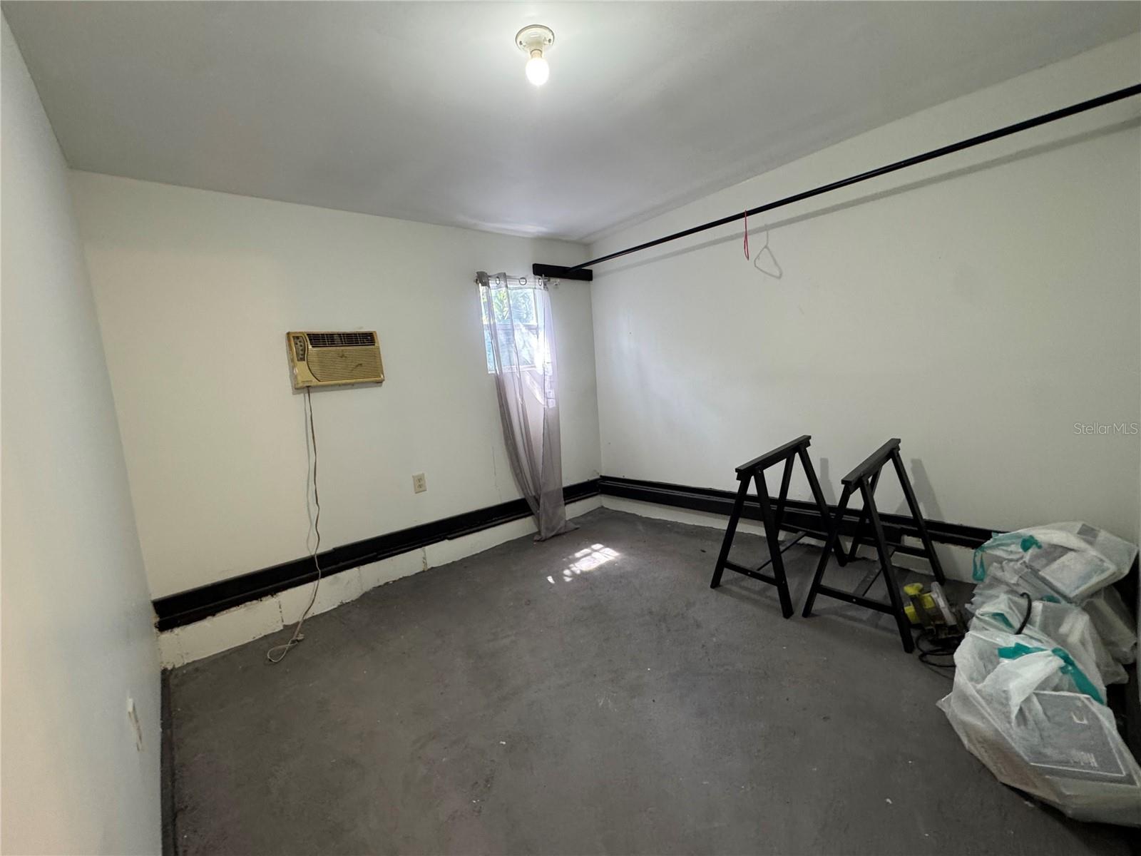 12309 CAMBRIDGE AVE — photo 23