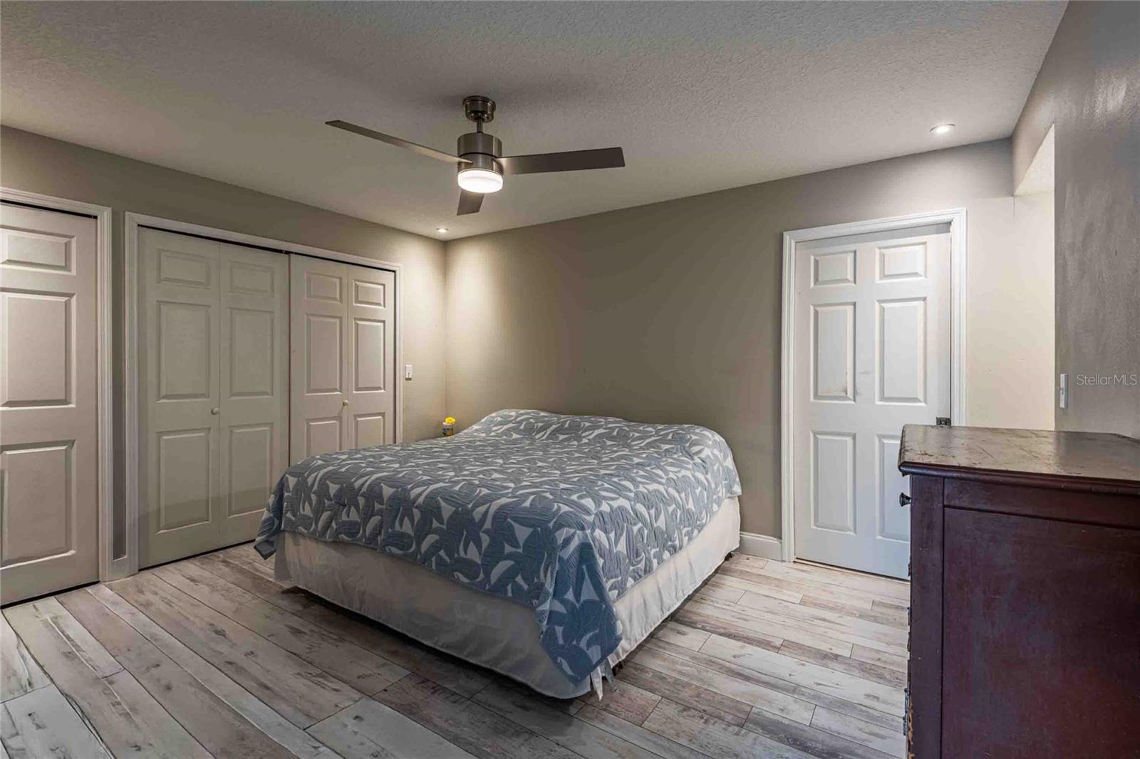 37010 CHURCH AVE — photo 15