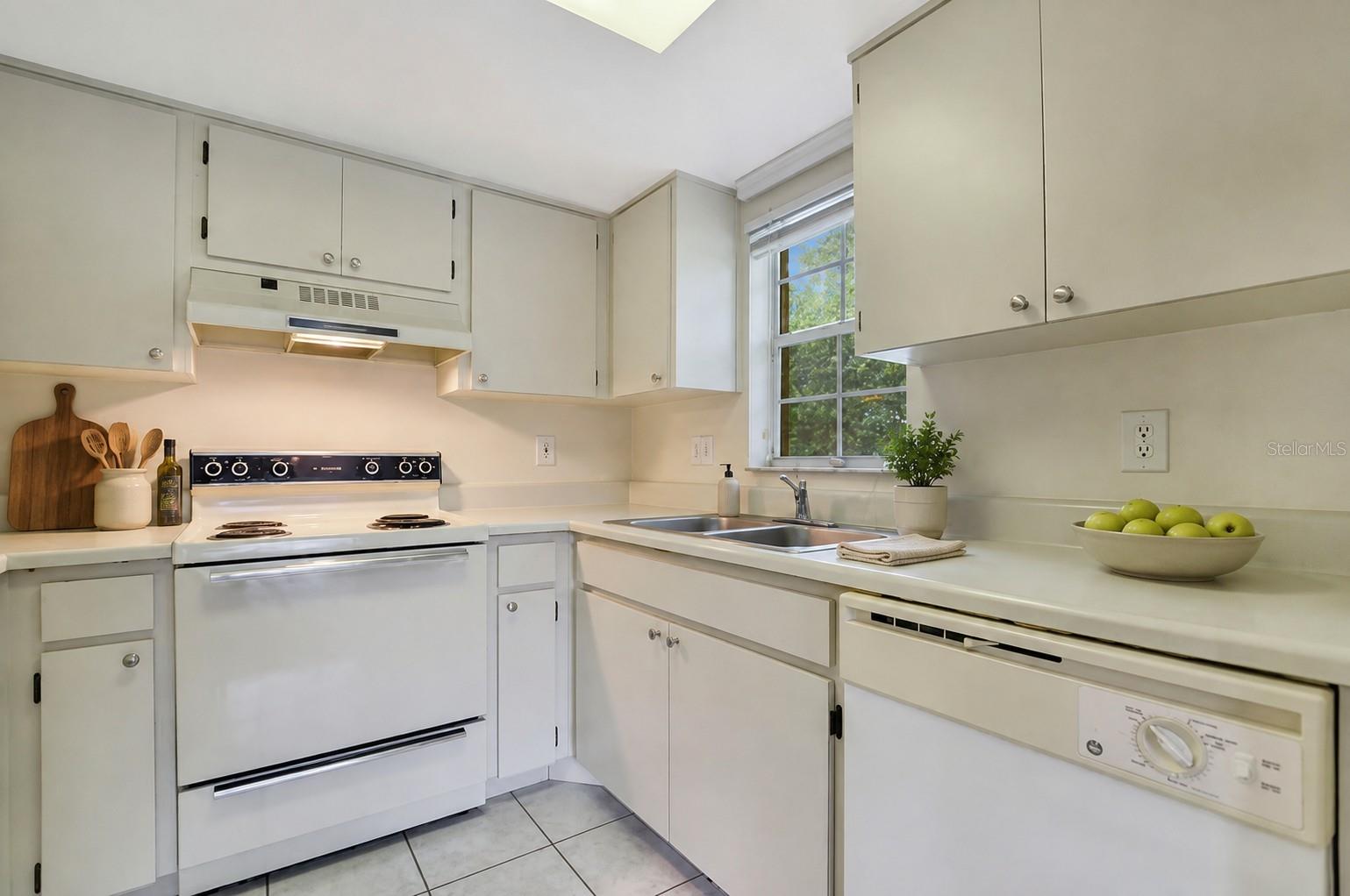 2690 CORAL LANDINGS BLVD #438 — photo 8