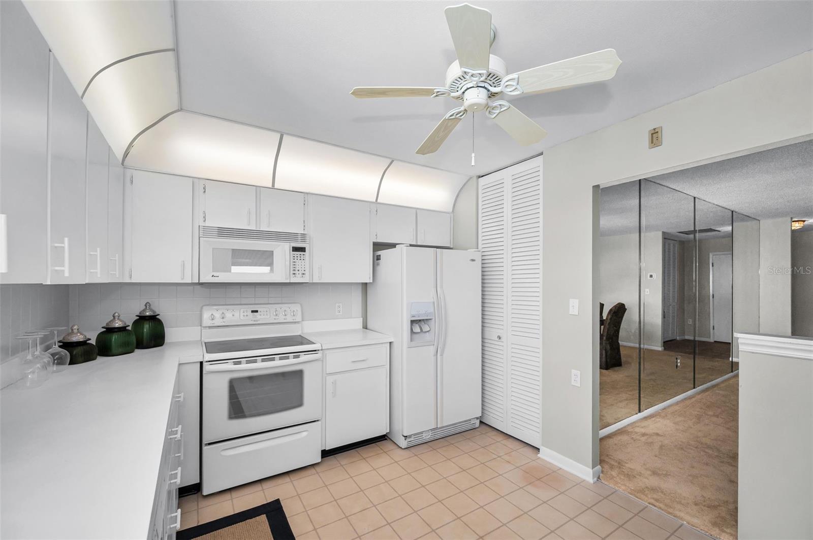 100 BLUFF VIEW DR #514C — photo 10