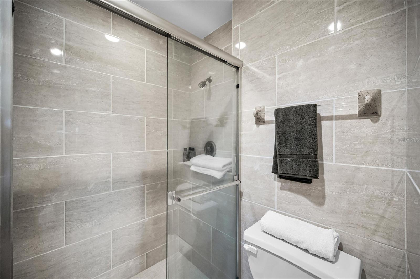 100 BLUFF VIEW DR #514C — photo 26