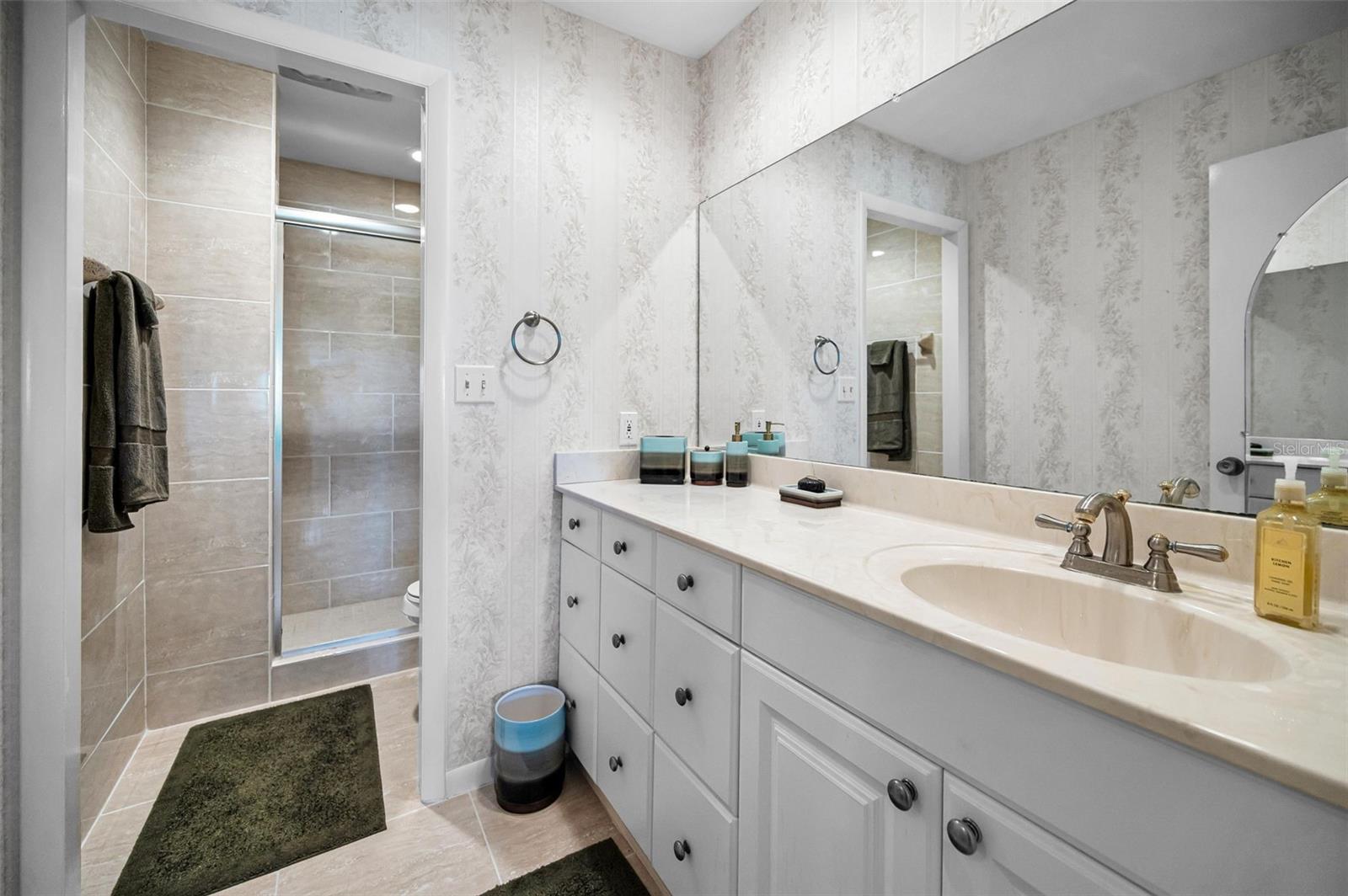 100 BLUFF VIEW DR #514C — photo 25