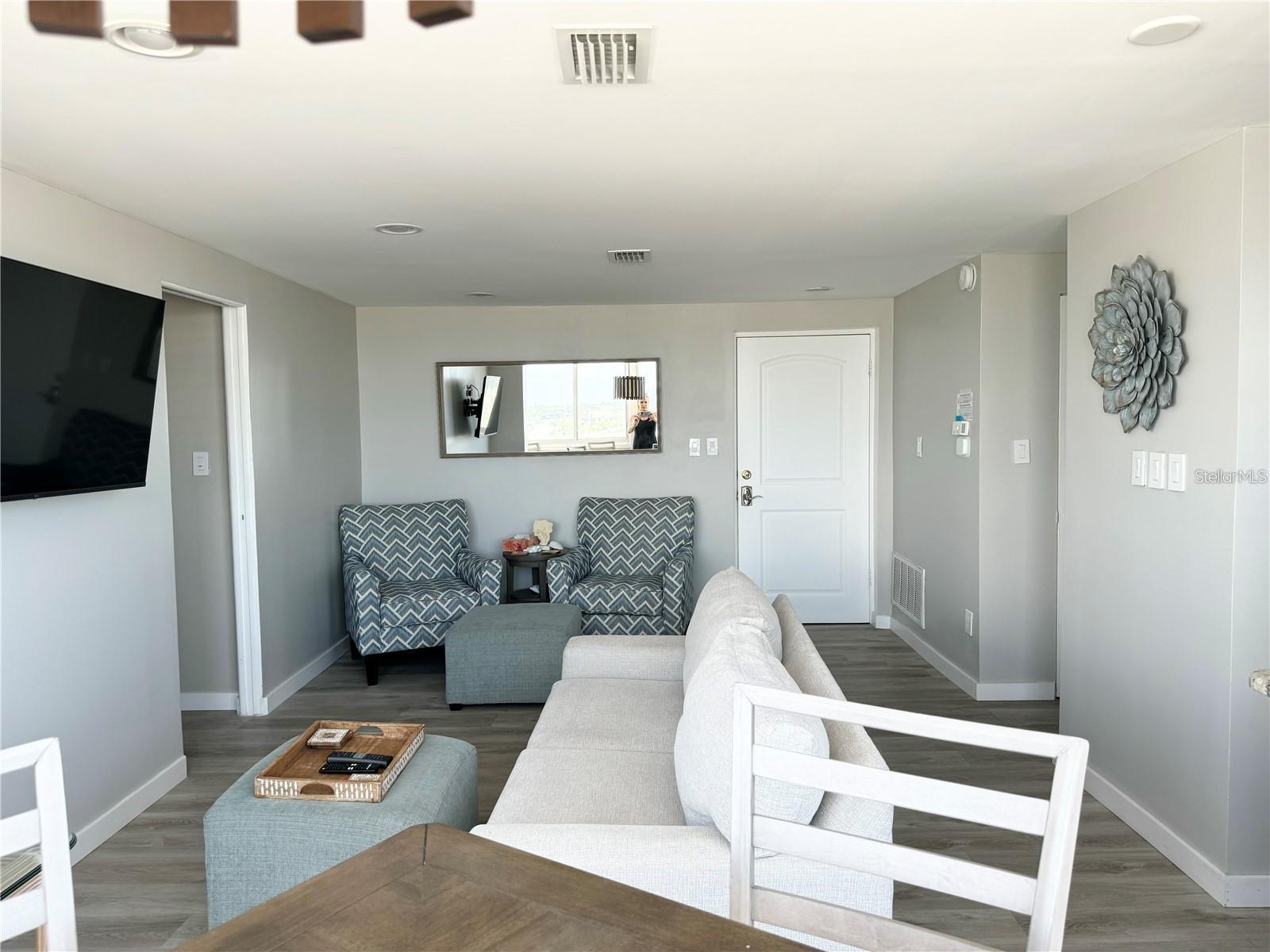 1255 TARPON CENTER DR #612 — photo 4