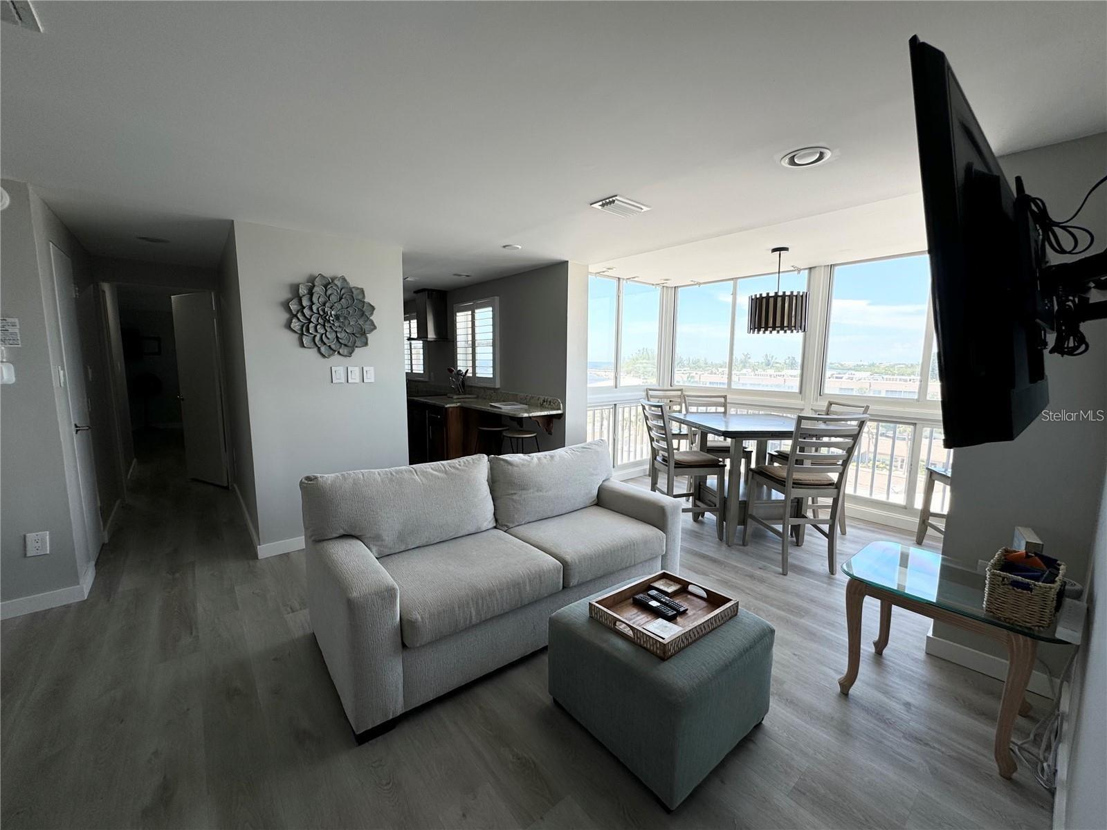 1255 TARPON CENTER DR #612 — photo 10