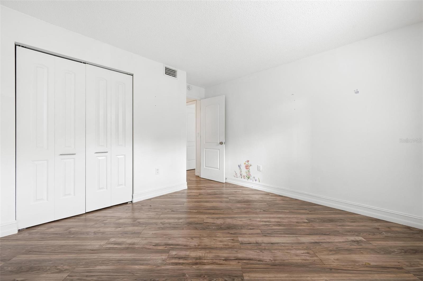 3223 BENEVA RD #101 — photo 13