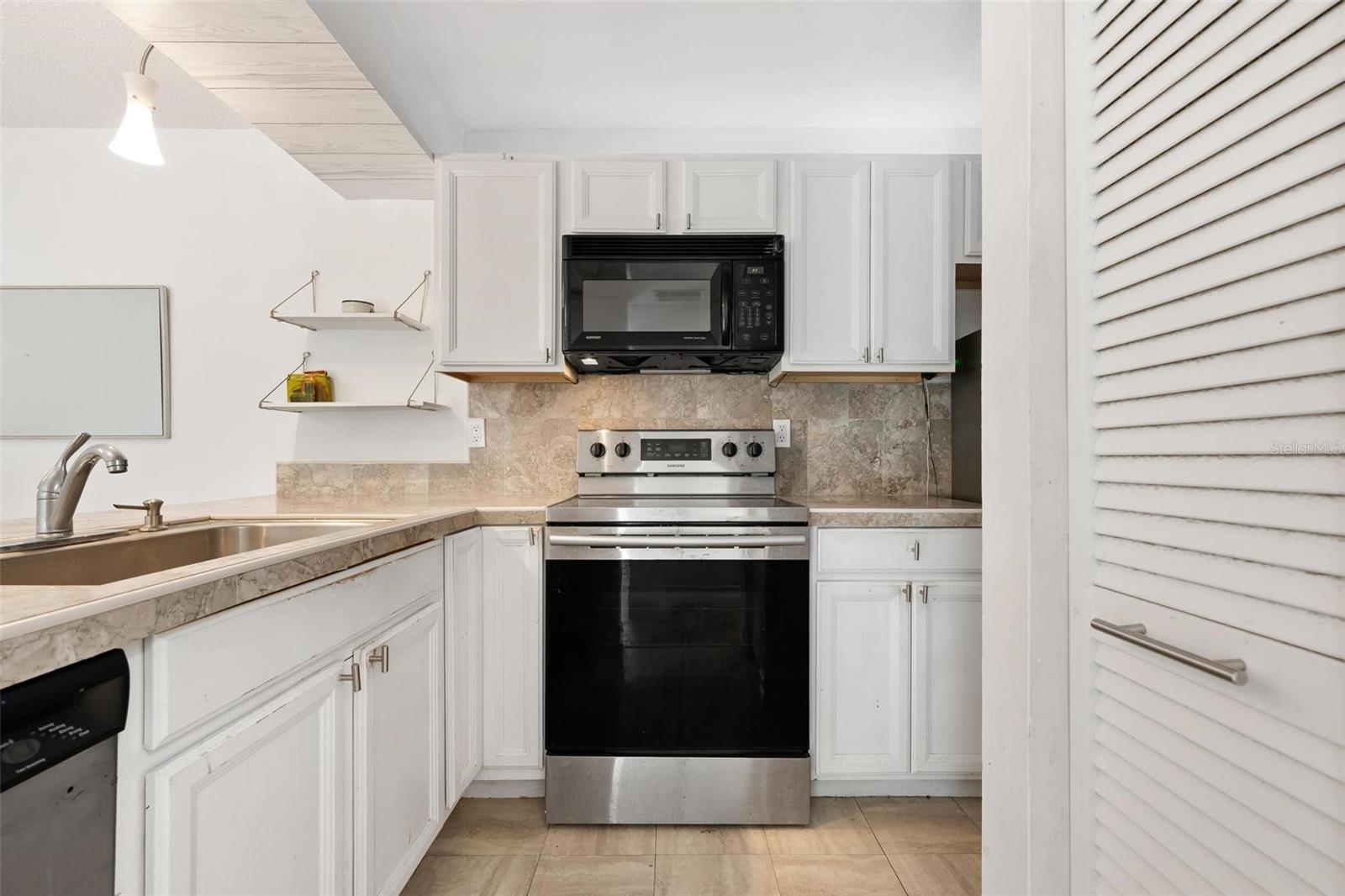 3223 BENEVA RD #101 — photo 9
