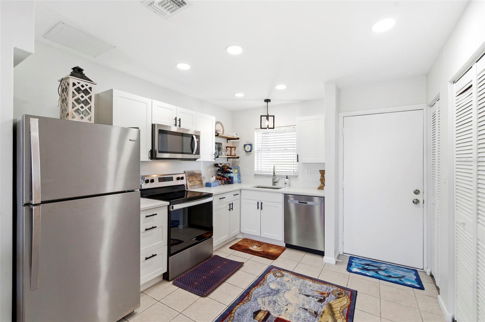 4939 FLORAMAR TER #501 — photo 12