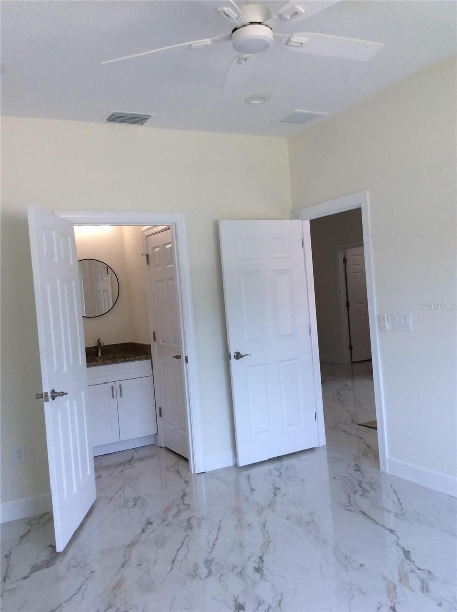 2812 DURHAM ST — photo 5