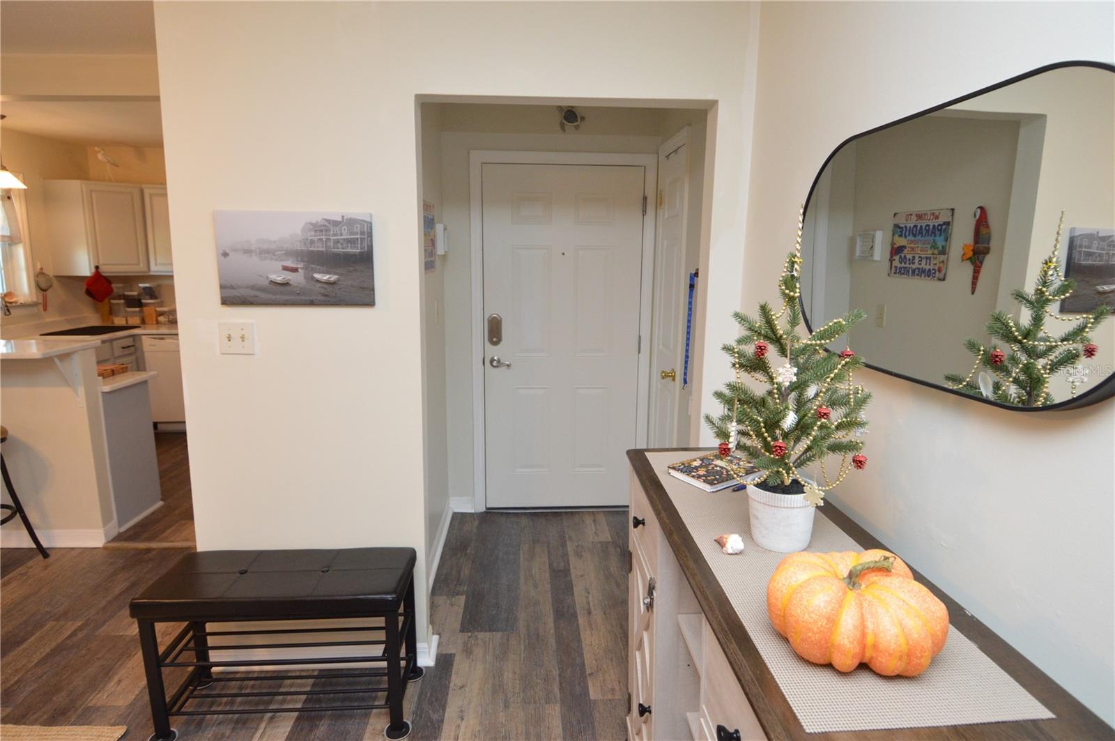 121 SEAHORSE DR SE #C — photo 3