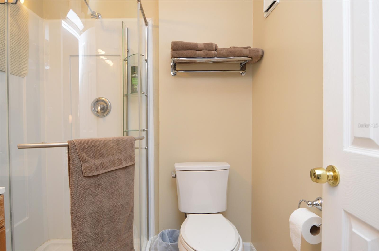 121 SEAHORSE DR SE #C — photo 29