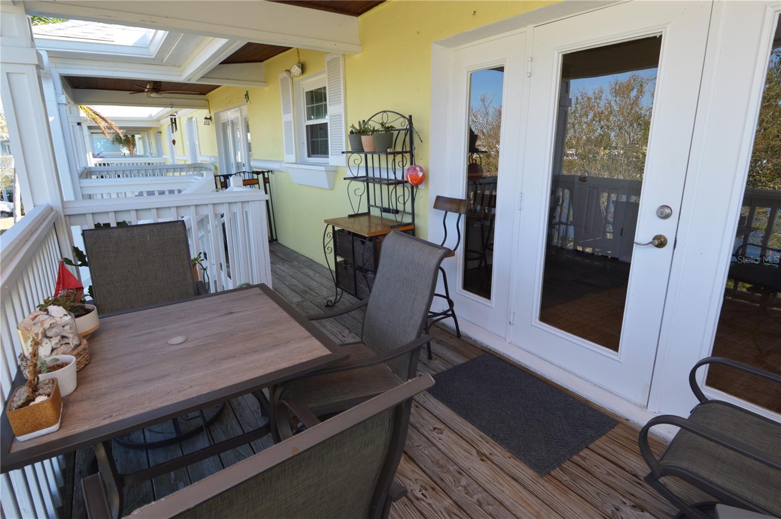 121 SEAHORSE DR SE #C — photo 46