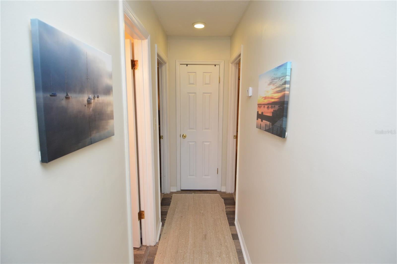 121 SEAHORSE DR SE #C — photo 35