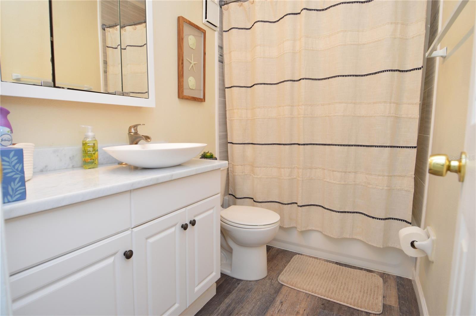 121 SEAHORSE DR SE #C — photo 43