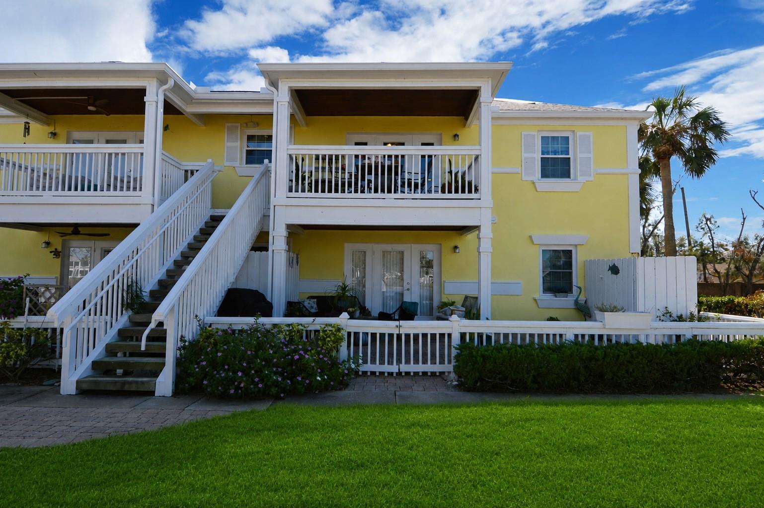 121 SEAHORSE DR SE #C — photo 52