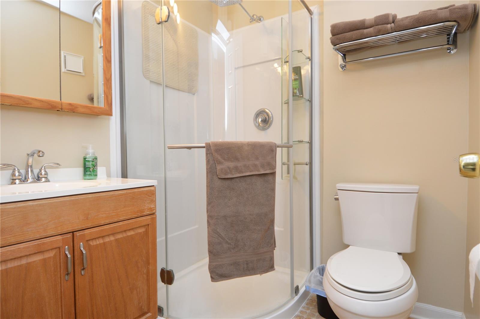 121 SEAHORSE DR SE #C — photo 28