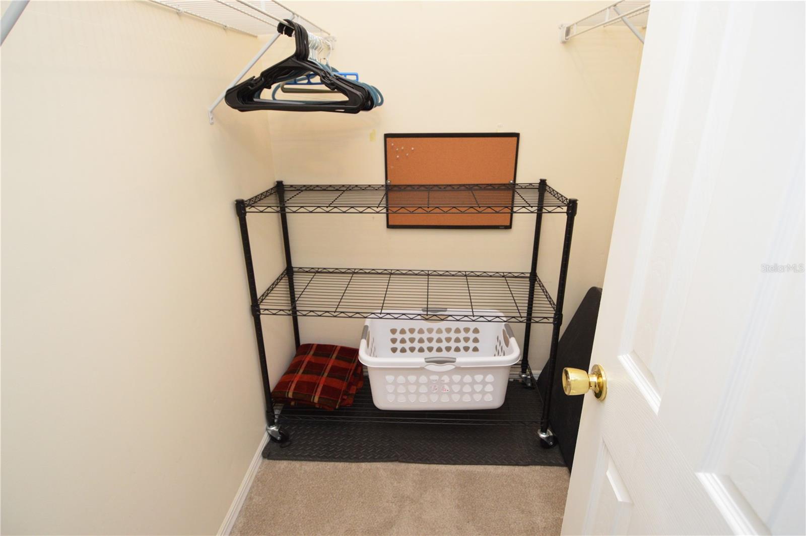 121 SEAHORSE DR SE #C — photo 31
