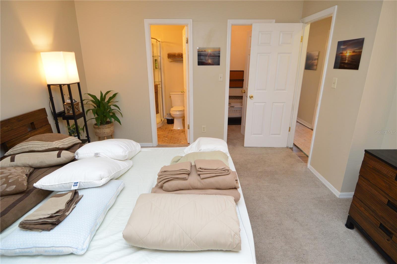 121 SEAHORSE DR SE #C — photo 26