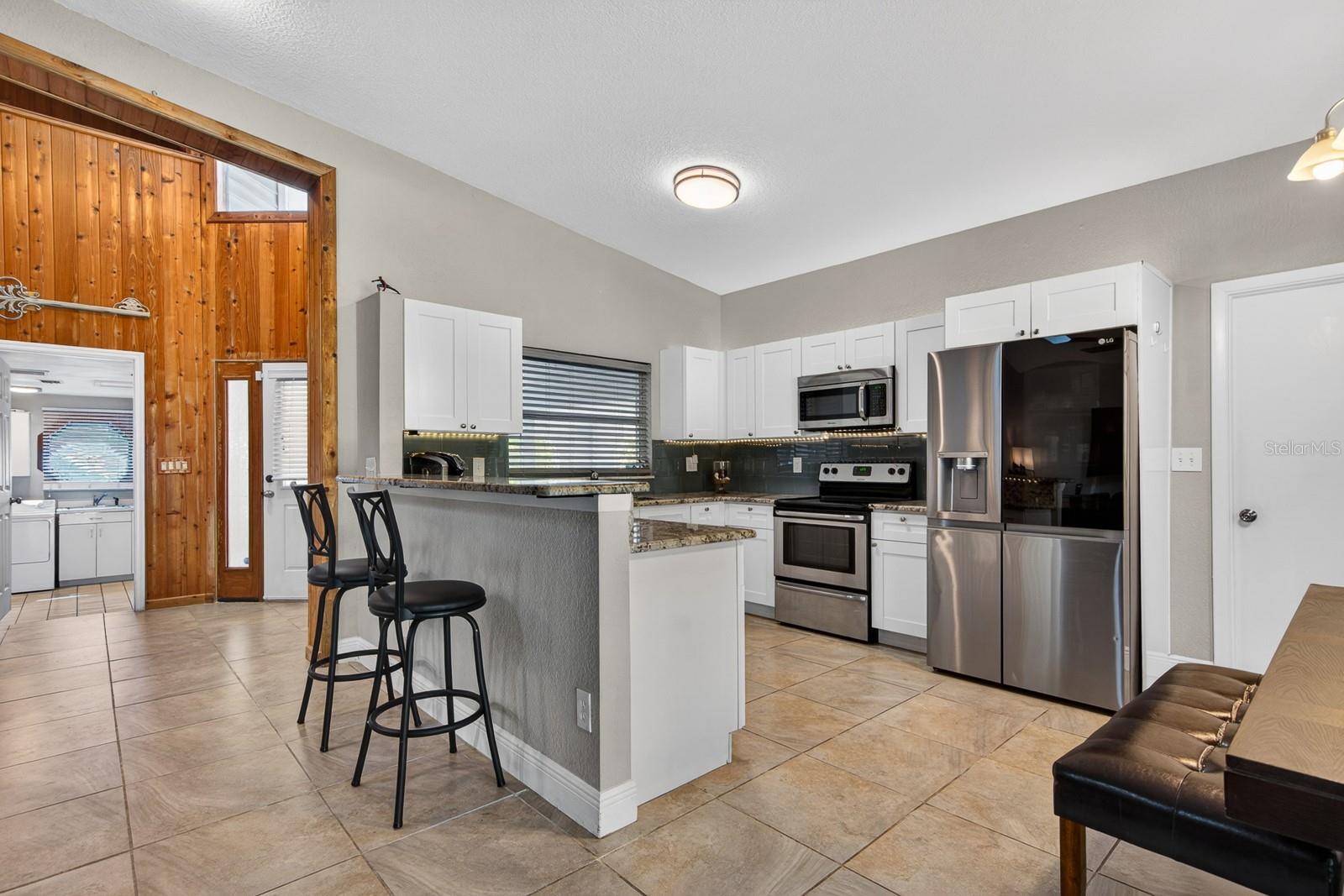 1424 S EVERGREEN AVE — photo 9