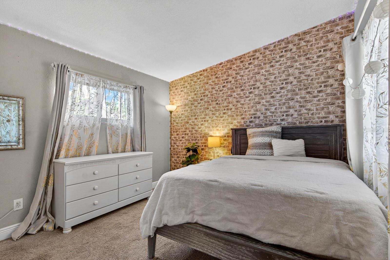 1424 S EVERGREEN AVE — photo 24