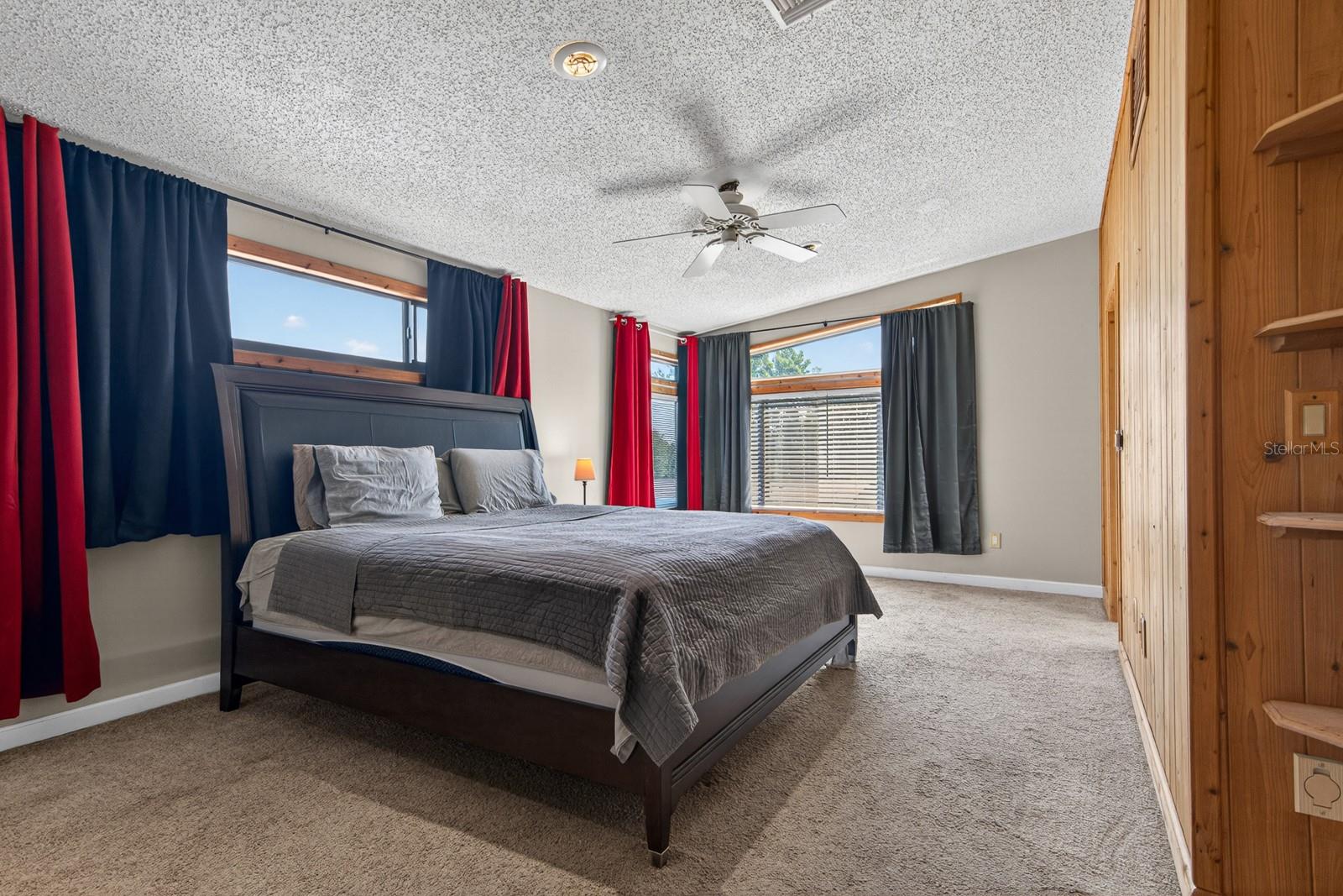 1424 S EVERGREEN AVE — photo 33